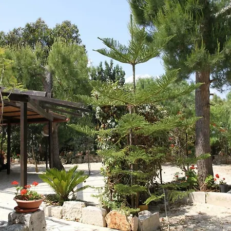 villa Beatrice Serranova Esterno foto