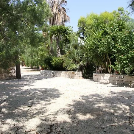 villa Beatrice Serranova Esterno foto